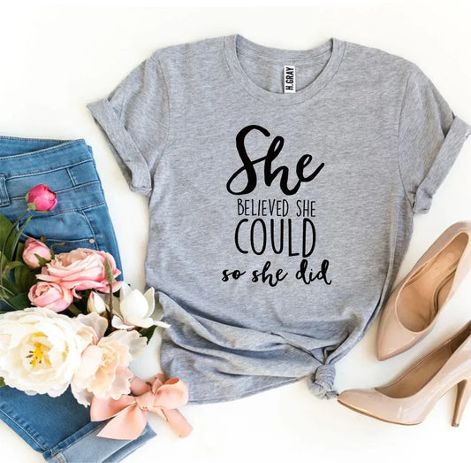 Camiseta Ella creyó que podía y así lo hizo