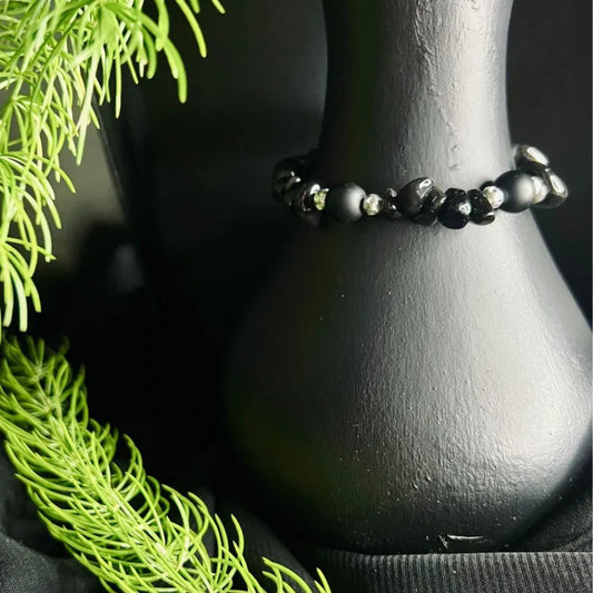 Boho Bracelet, Black Polished Stone Chip Bracelet Natural Stone