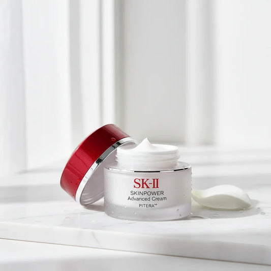 Crema avanzada SK-II SKINPOWER con PITERA™ (80 g / 2,8 oz)