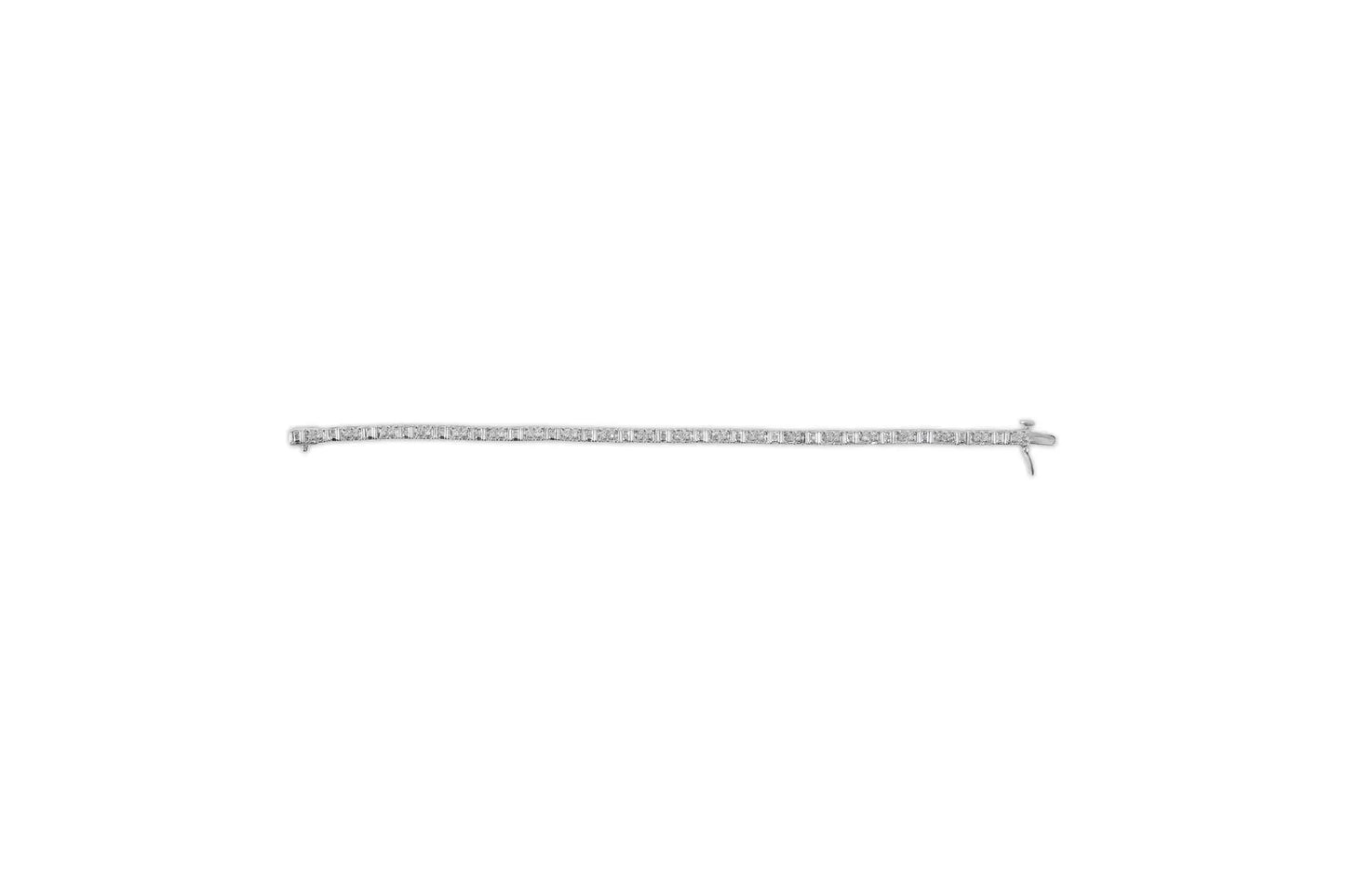 10K White Gold 1/2 Cttw Round and Channel Set Baguette Diamond Alternating Link 7" Bracelet (H-I Color, I2-I3 Clarity)
