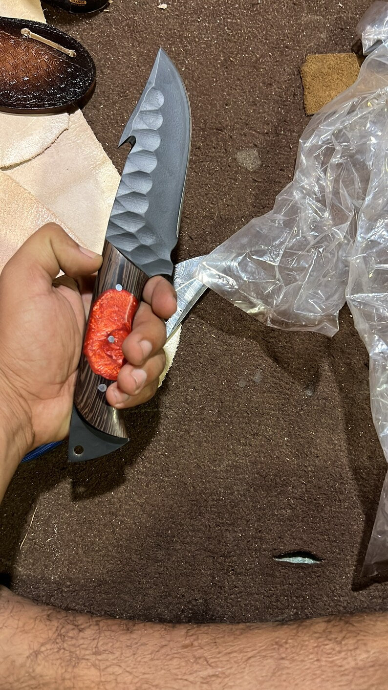 Hunting Skinning Knife – 10" J2 Steel Blade with Wangi/Resin Handle & Leather Sheath