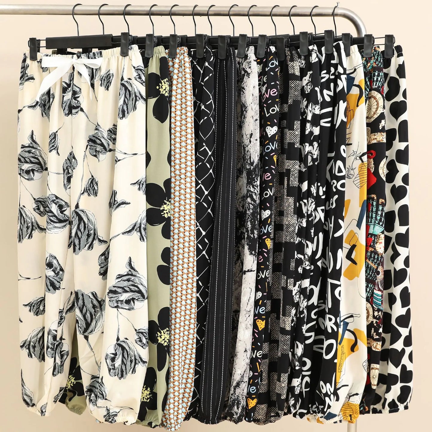 Summer Women's Ice Silk Loose Lantern Pants (Plus Size)