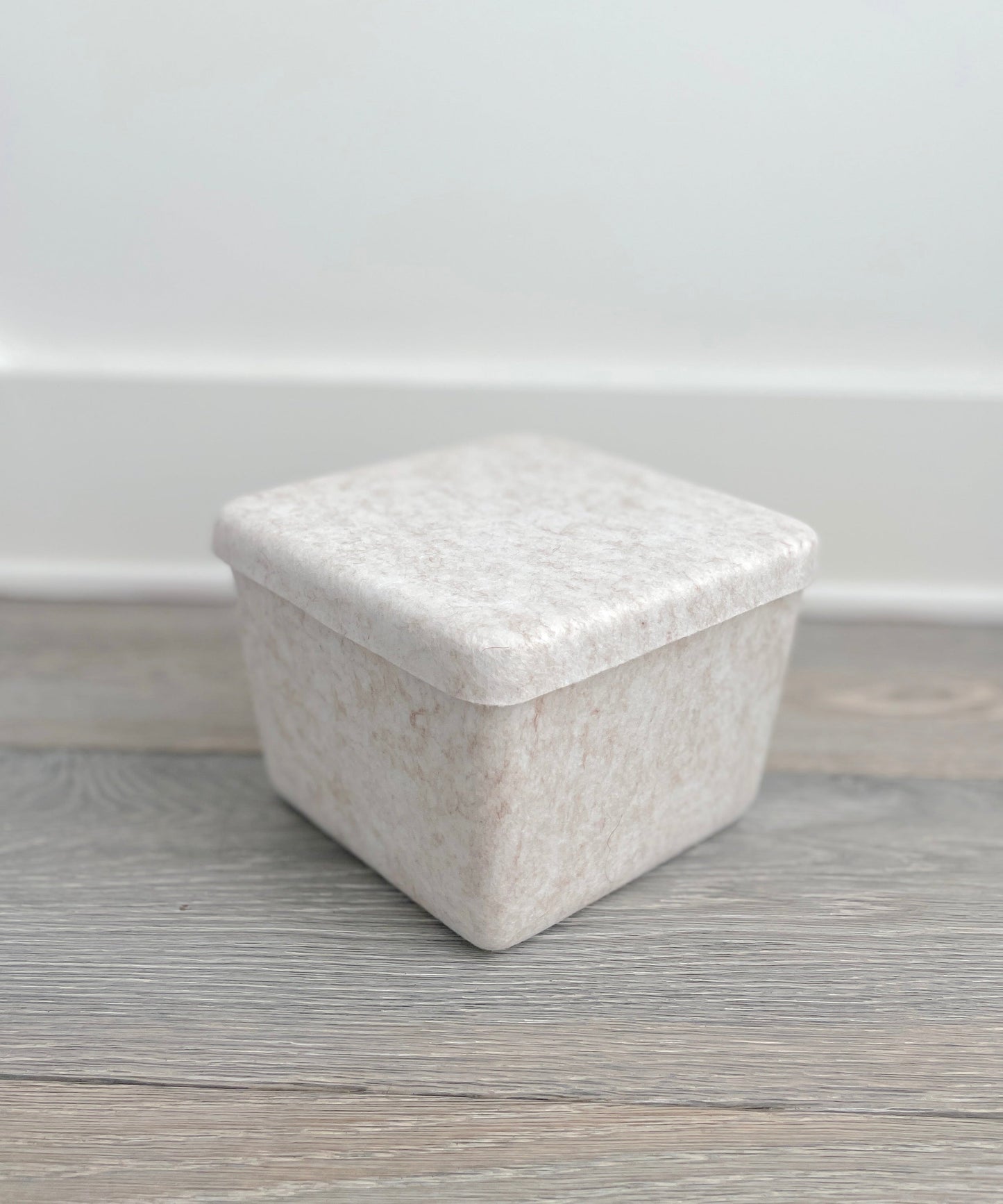 The Sculpted Bin - Petite with Lid