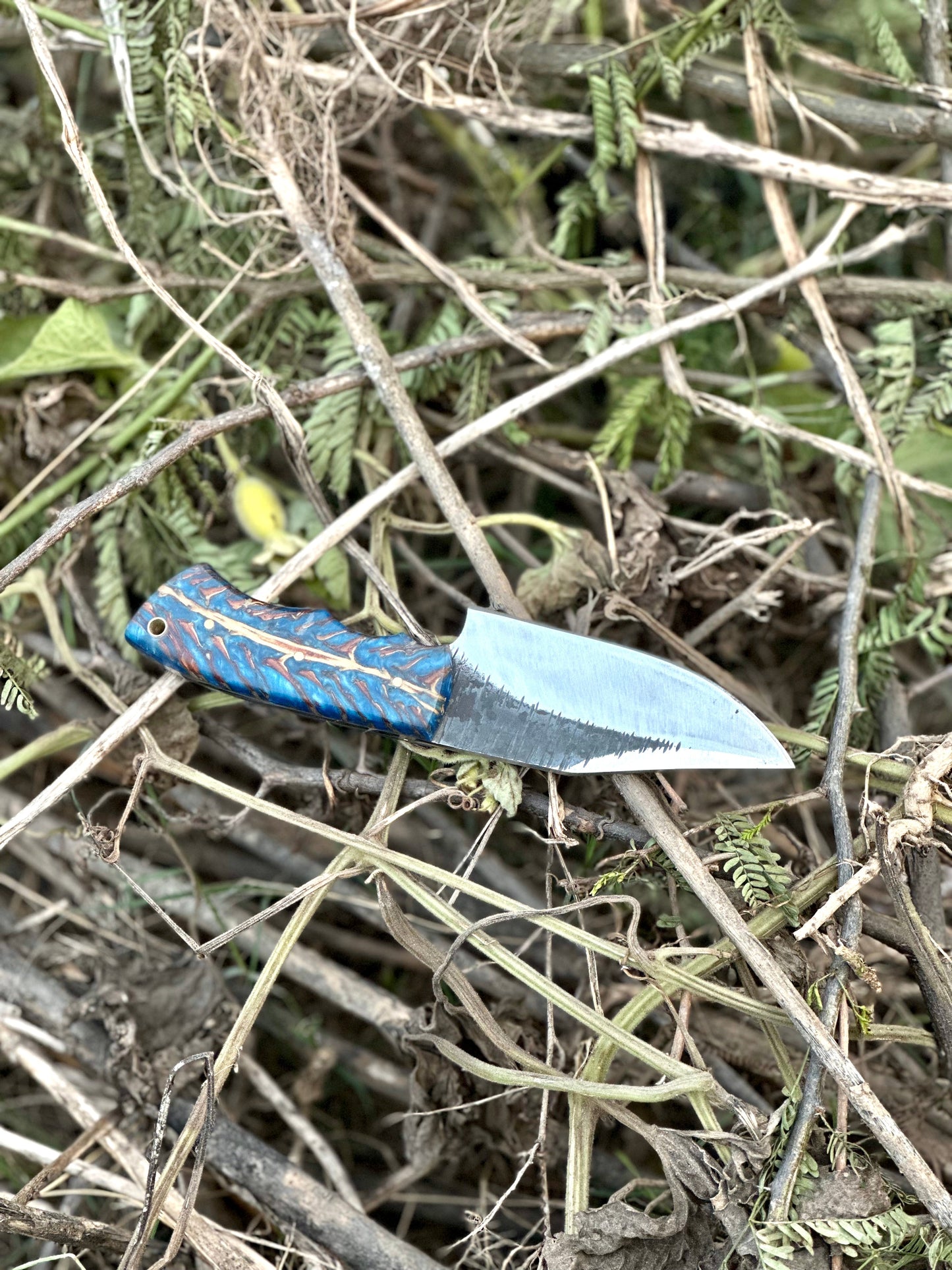 Good Hunting Knives – 9" Handmade J2 Steel Blade with Epoxy Resin Handle & Leather Sheath