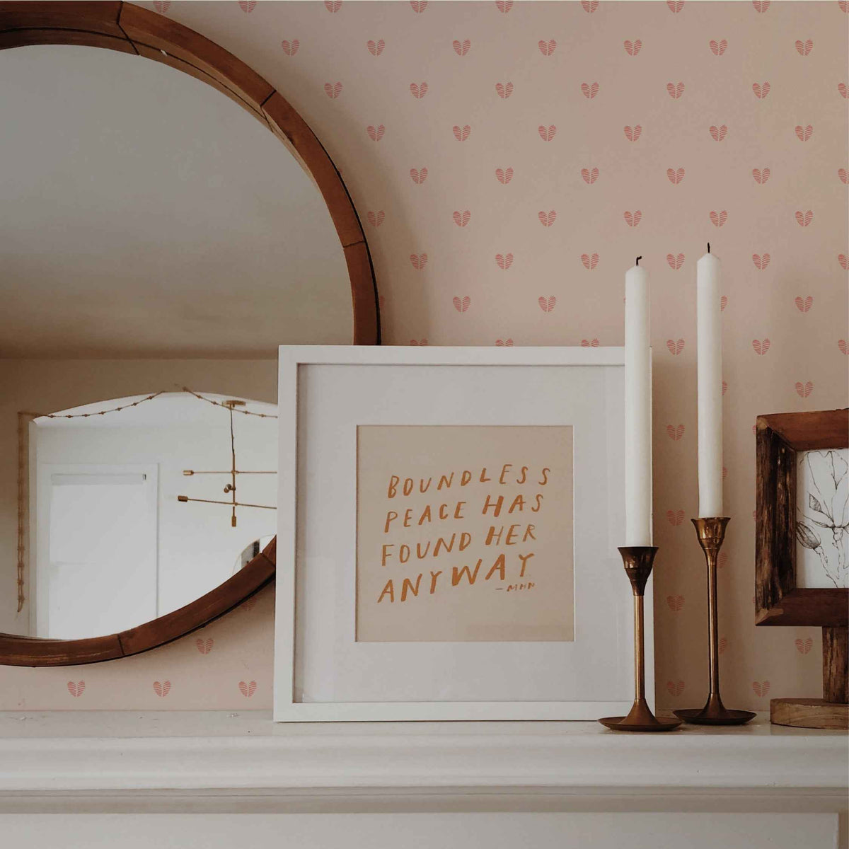 Fawn Prints (Pink) Wallpaper