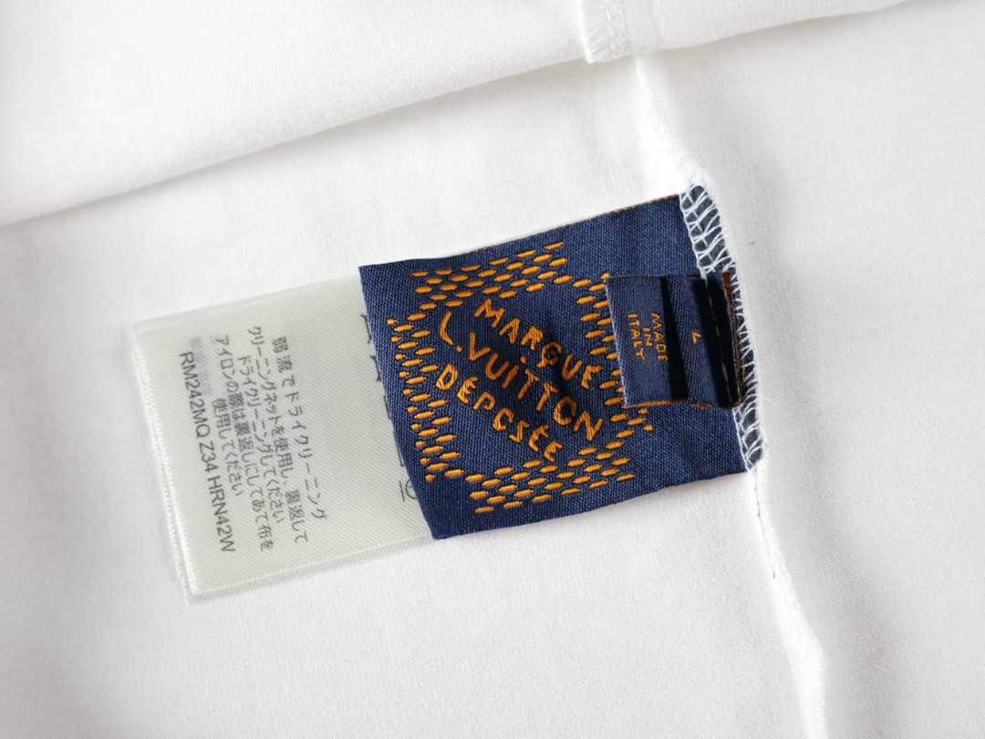 Louis Vuitton “Le Monde Est À Vous” Globe Print T-Shirt – White