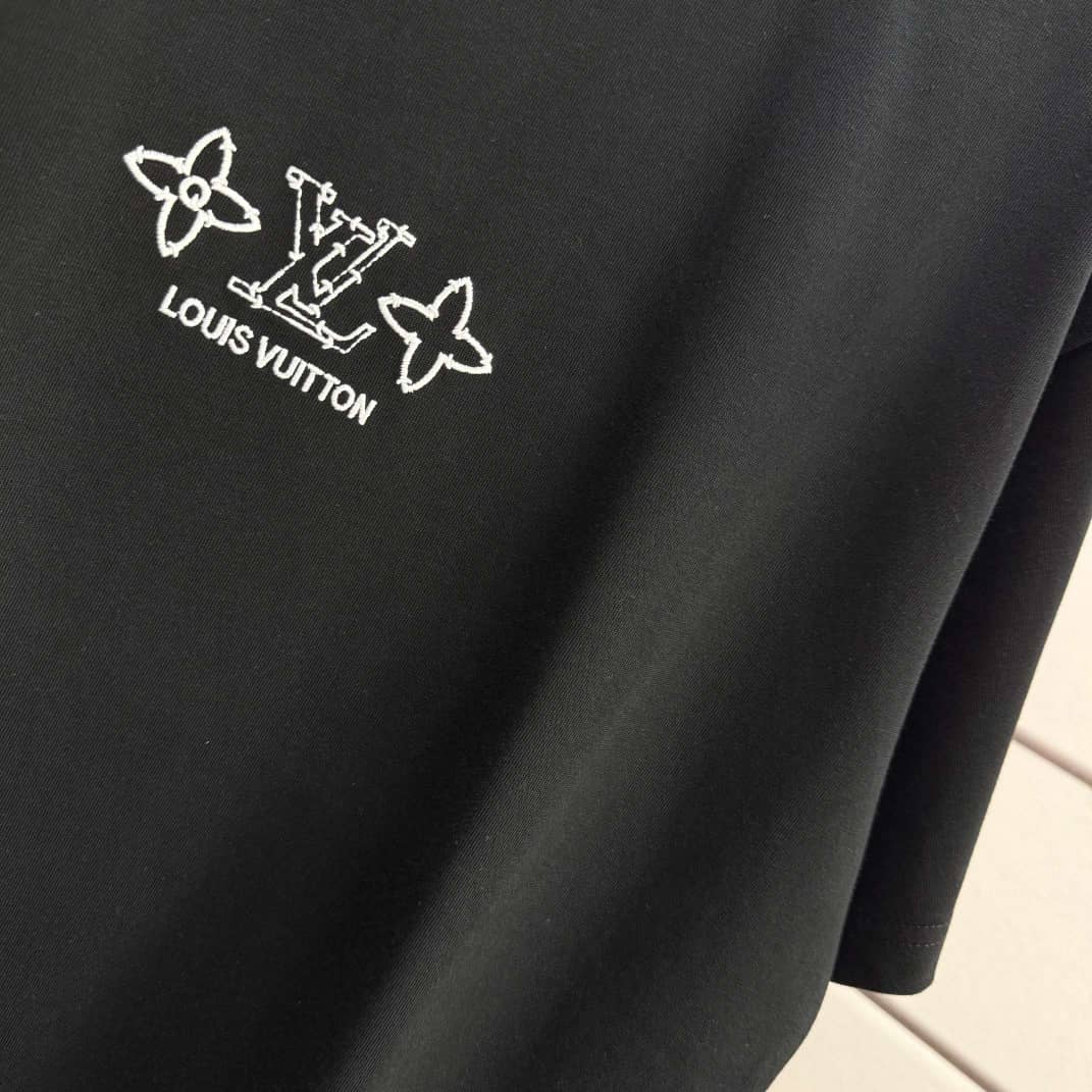 Louis Vuitton Black Monogram Logo Graphic T-Shirt – Luxury Designer Tee Made in Italy, Premium Cotton Crewneck w/ Bold White LV Print