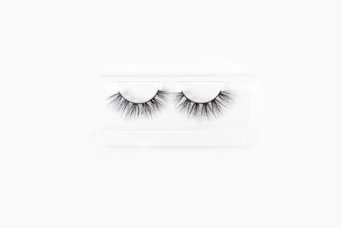 Tray display of The Bronx Lashes showing dramatic full volume style in several pairs