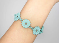 Flower Chain Bracelet - Dahlia