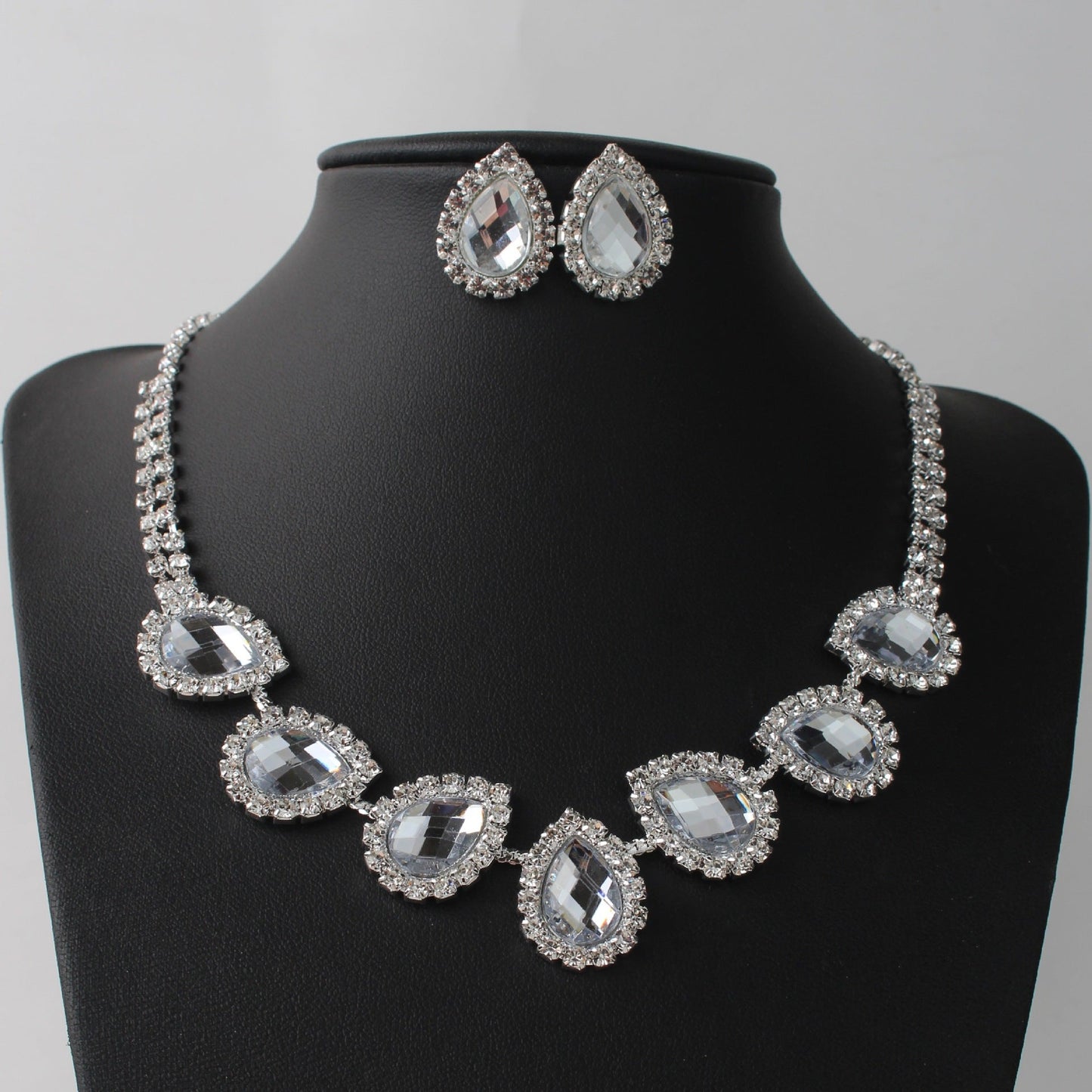 Colorful Bridal Jewelry Set with Necklace and Earrings