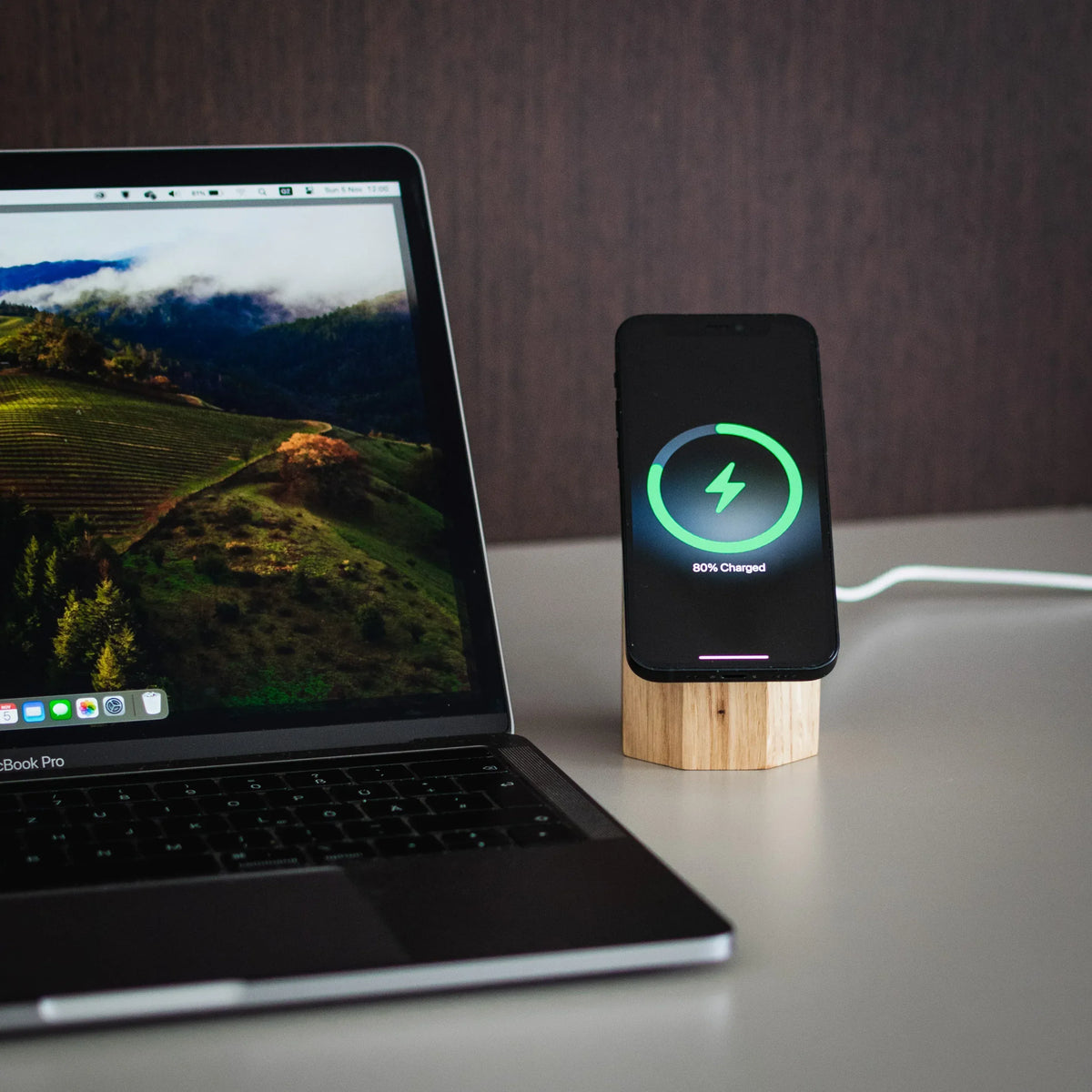 Wooden MagSafe Wireless Charger for iPhone, Android. Fast Qi2 25W - Trustymall