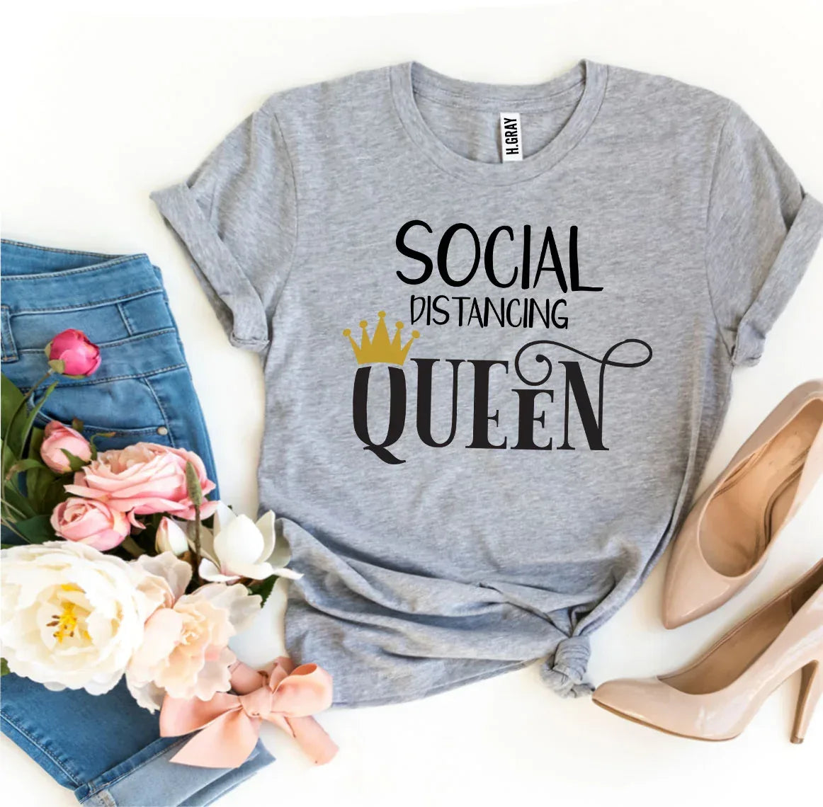 Social Distancing Queen T-shirt - Trustymall