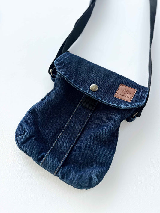 Small Denim Crossbody Bag with Zipper Closure, DenimDeko