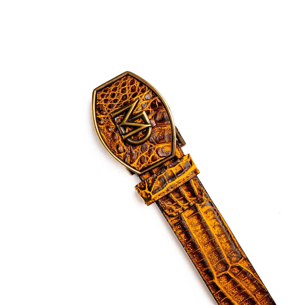 Top view of the IOWA belt highlighting full caiman skin detail and western-style buckle