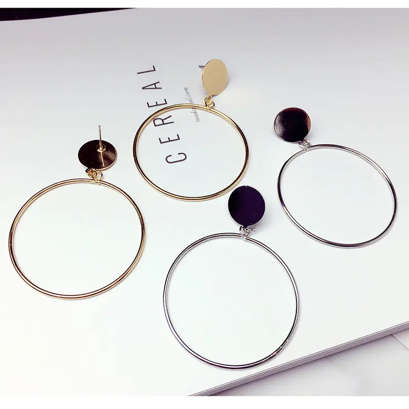 Simple Circle Earrings - Trendy and Versatile Design